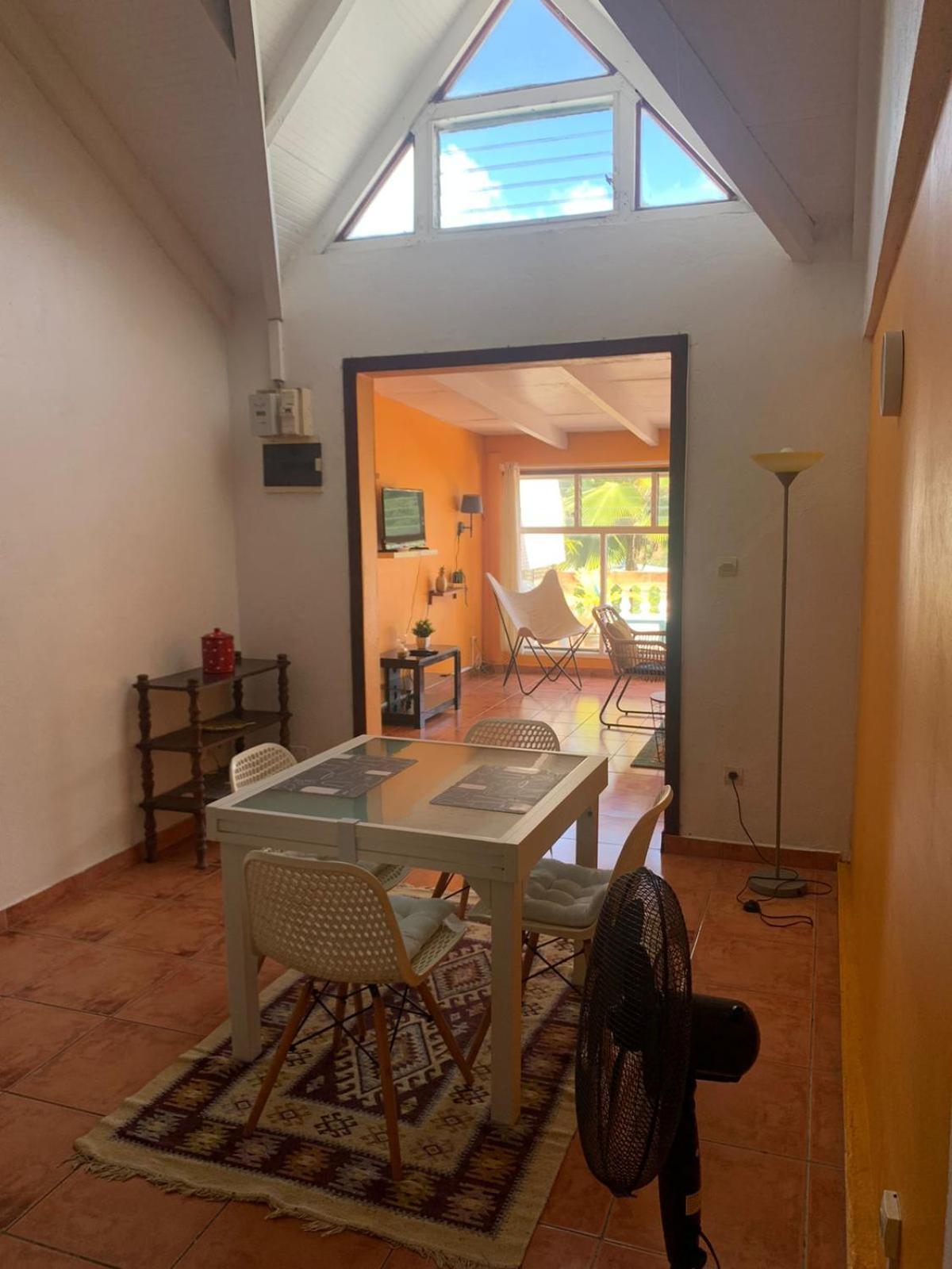 Chez Lulu Apartment Les Abymes Bagian luar foto